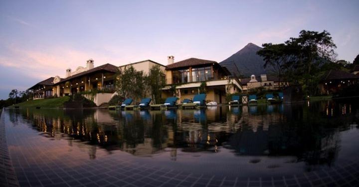 Hotel La Reunion Golf Resort And Residences Antigua Exterior foto
