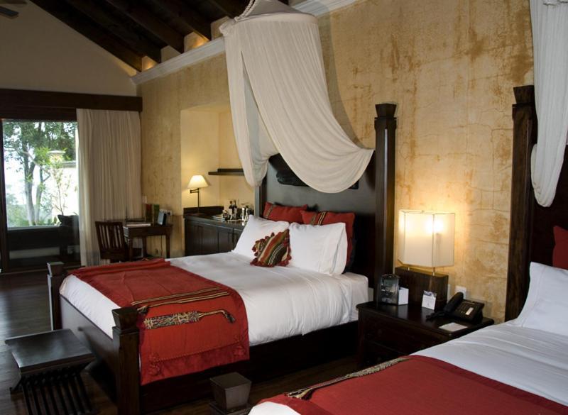 Hotel La Reunion Golf Resort And Residences Antigua Zimmer foto