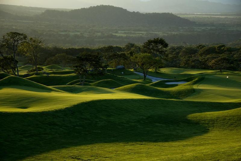 Hotel La Reunion Golf Resort And Residences Antigua Exterior foto